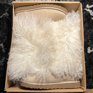 RARE!! UGG Tall Sheepskin Cuff Boot